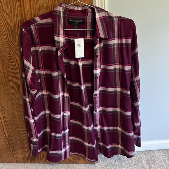 Banana Republic Button-Down Shirt Women’s Medium - Picture 1 of 4